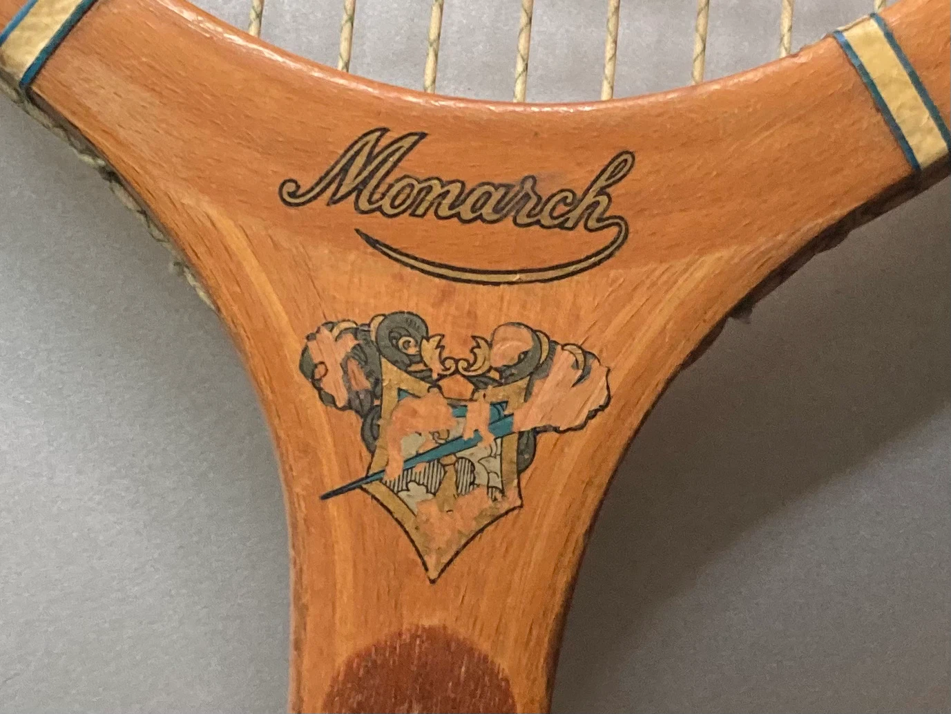 Vintage Wooden Tennis Racket - Made in England - Circa 1960s - photo 5