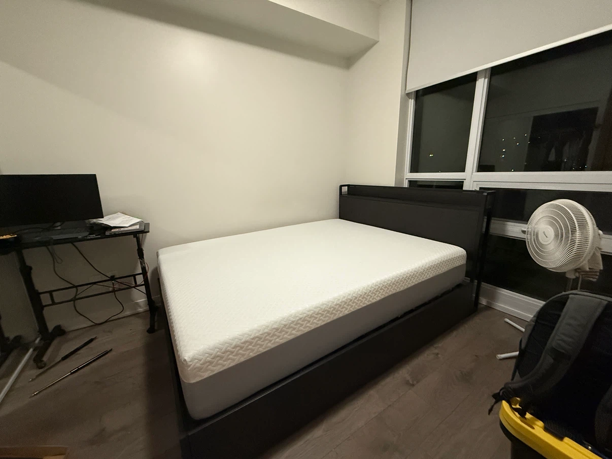 Queen Hydraulic Storage Bed Frame - photo 2