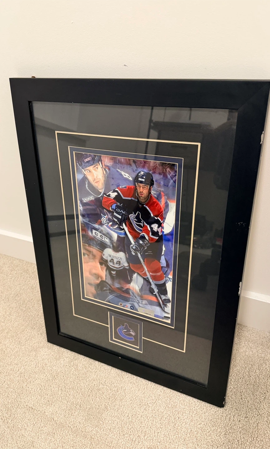 Todd Bertuzzi Canucks Framed Limited Edition Collage 1993 - photo 3