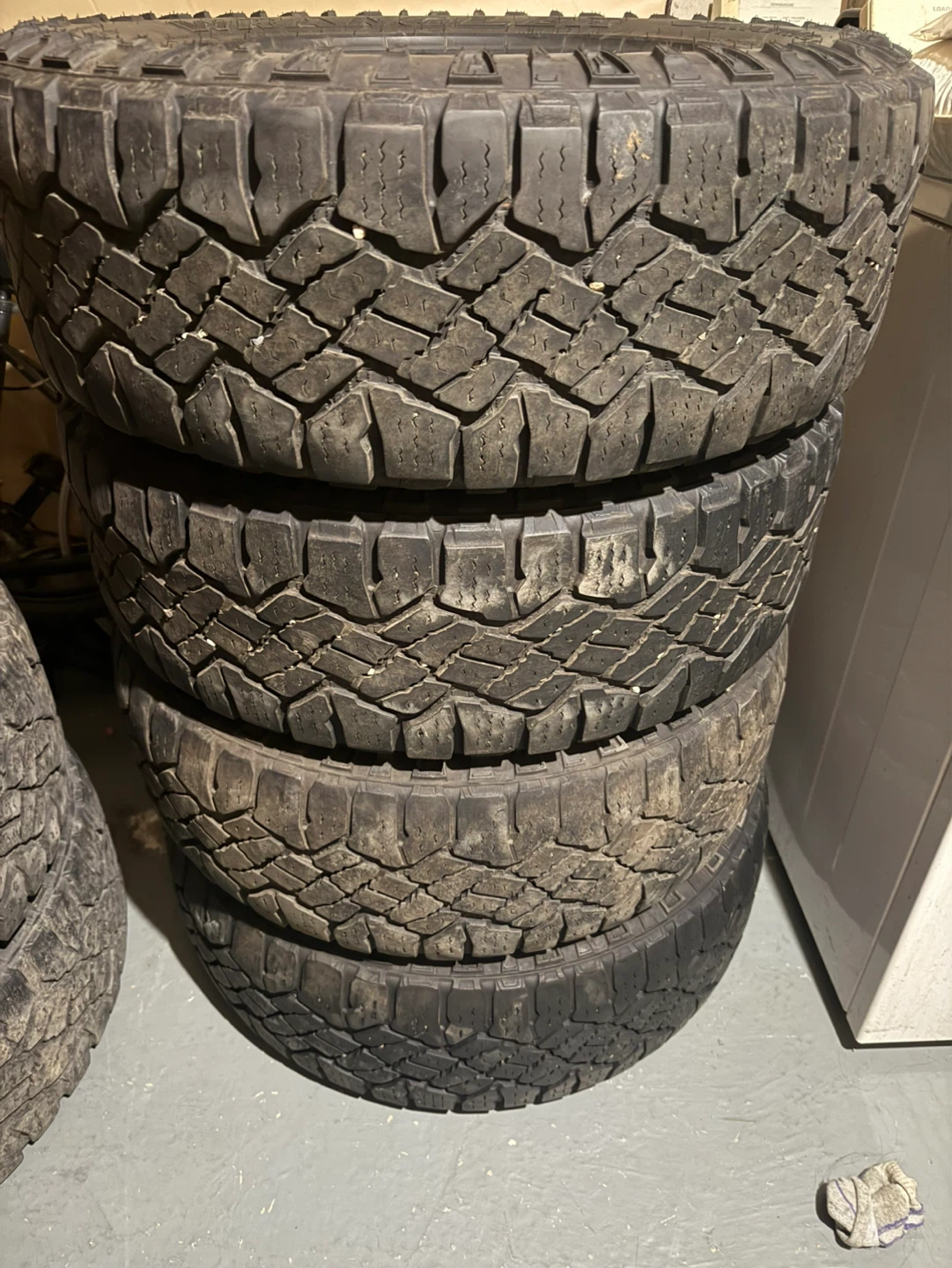 Goodyear Wranglers LT275/65R18