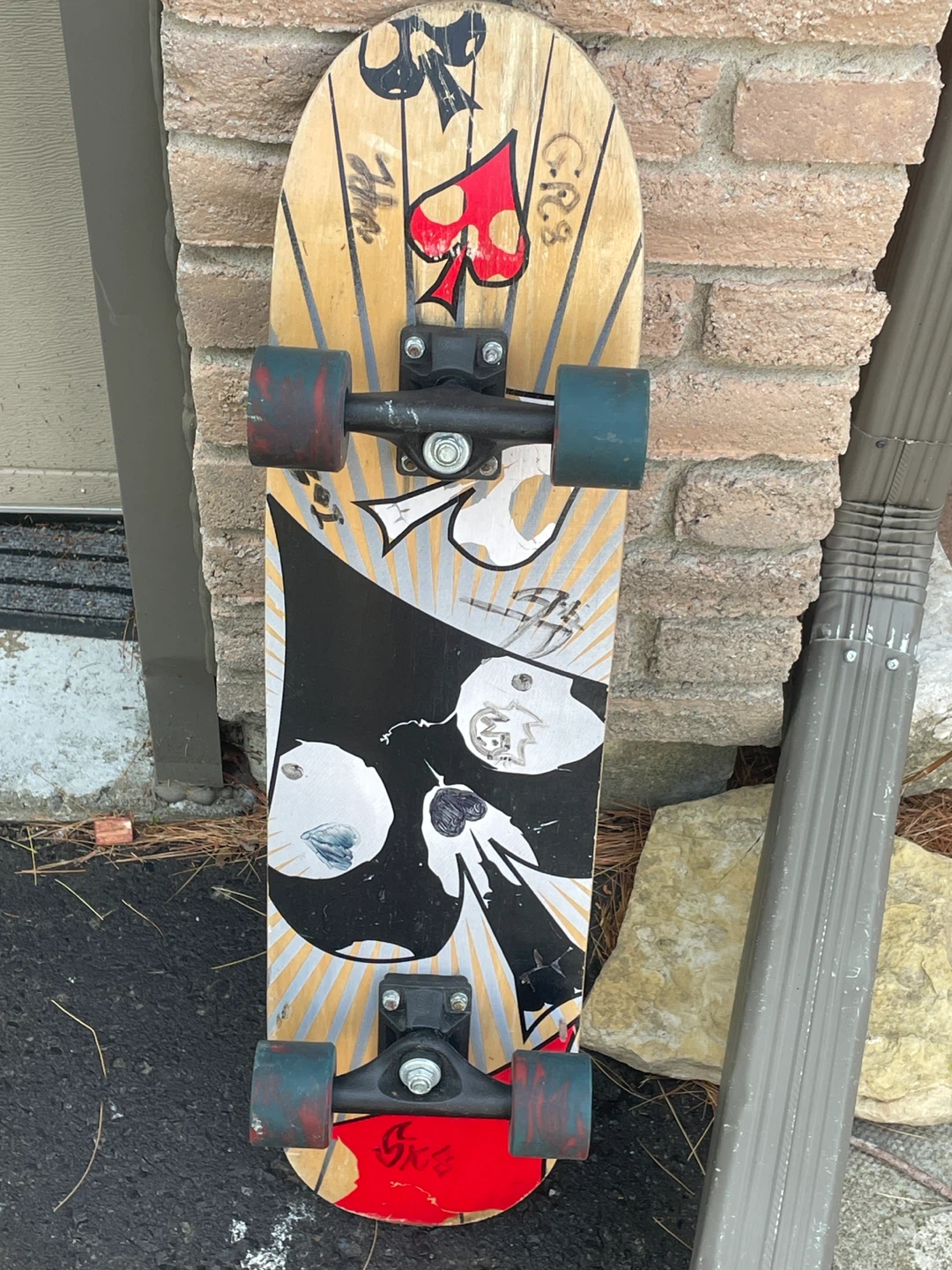 Skateboard Deck - Custom Graphics