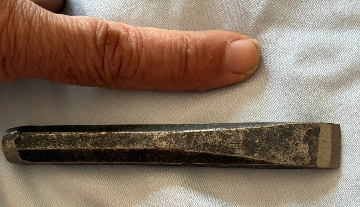Vintage tool steel  cold chisel blacksmith metal mechanic - photo 2