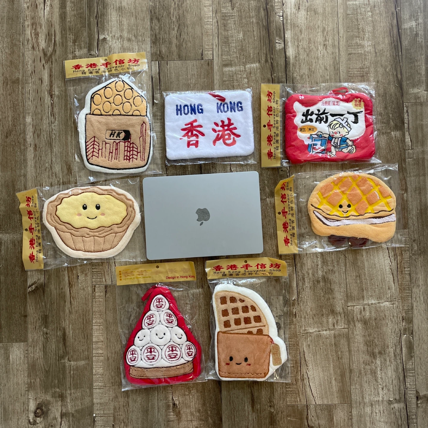 BRAND NEW 🥕 Hong Kong Style Hand Towels ⚽️