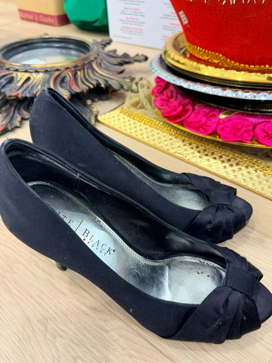 White House Black Market Black Heels - photo 2