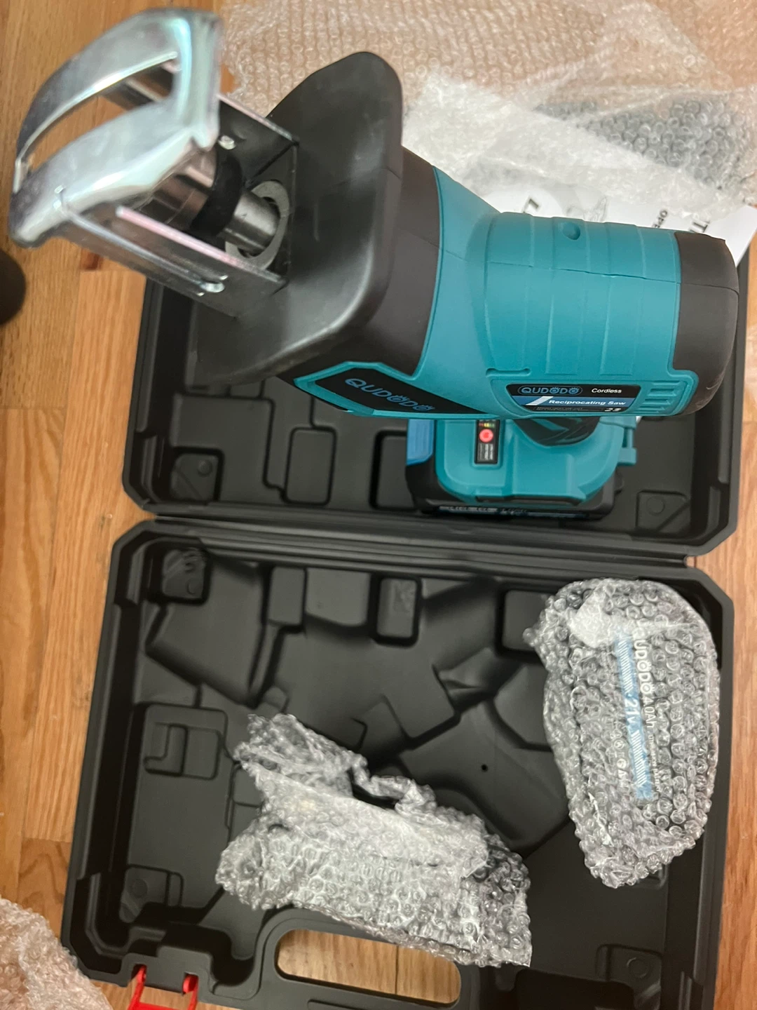 Cordless Reciprocating Saw Kit