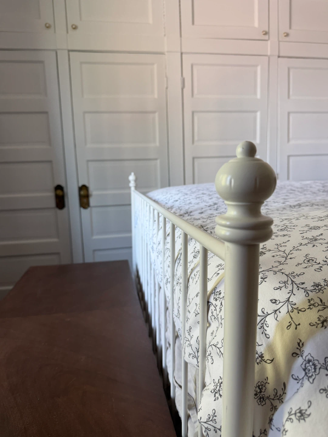 Free Bed! (Queen size) - photo 2