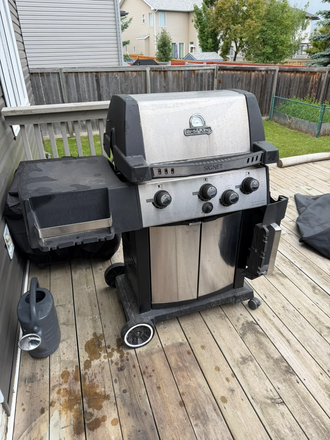 Broil King Signet Propane Grill - photo 4