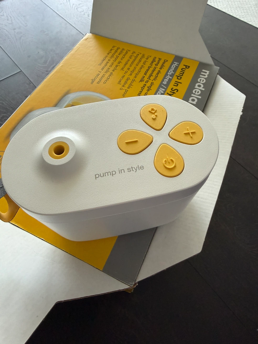 Medela Pump In Style Hands-Free Double Electric Breast Pump