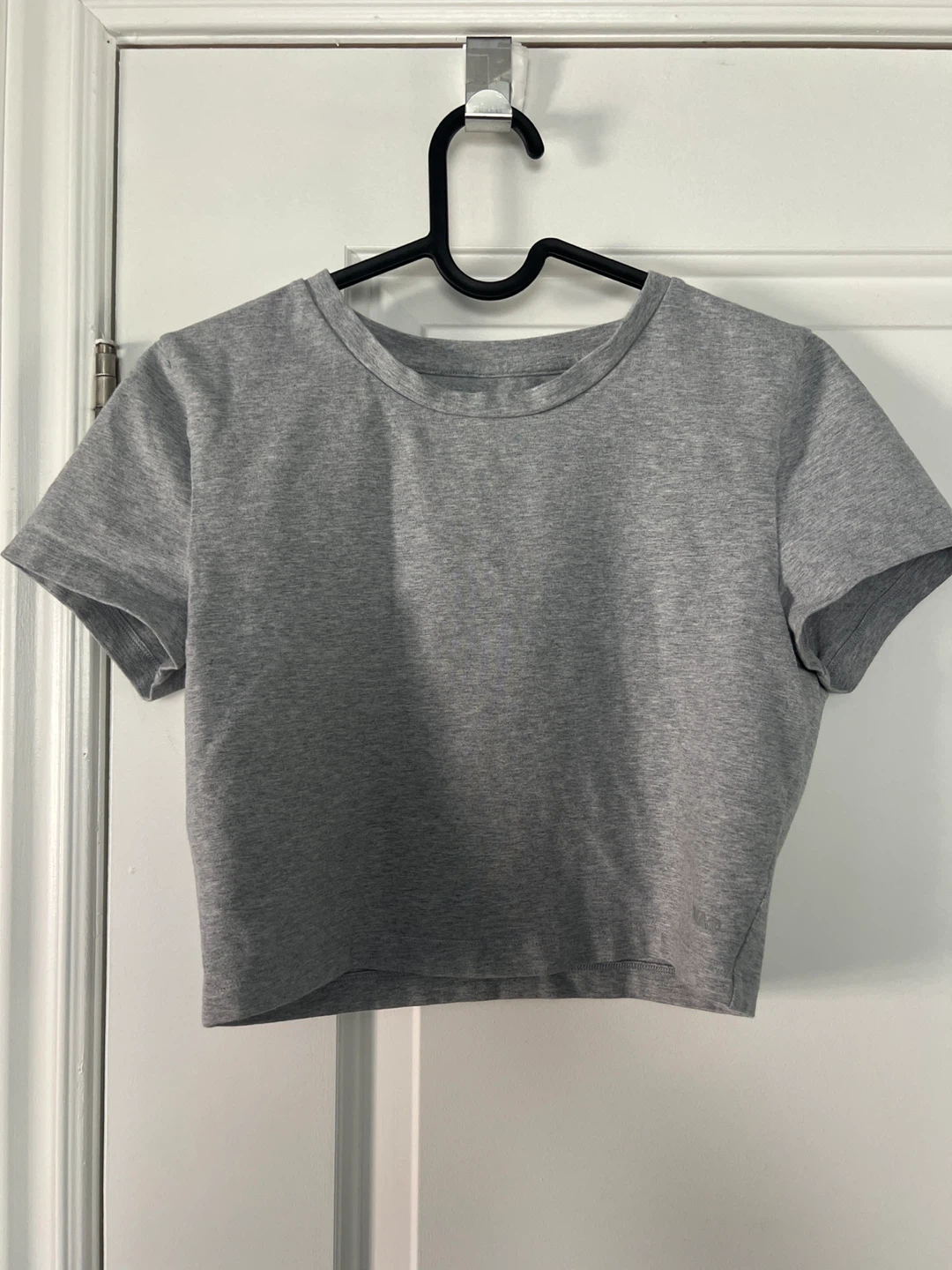 TNA Grey Cropped T-Shirt