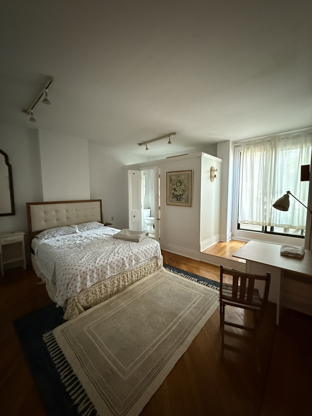 1 bedroom with private washroom and balcony available july 1 - photo 5