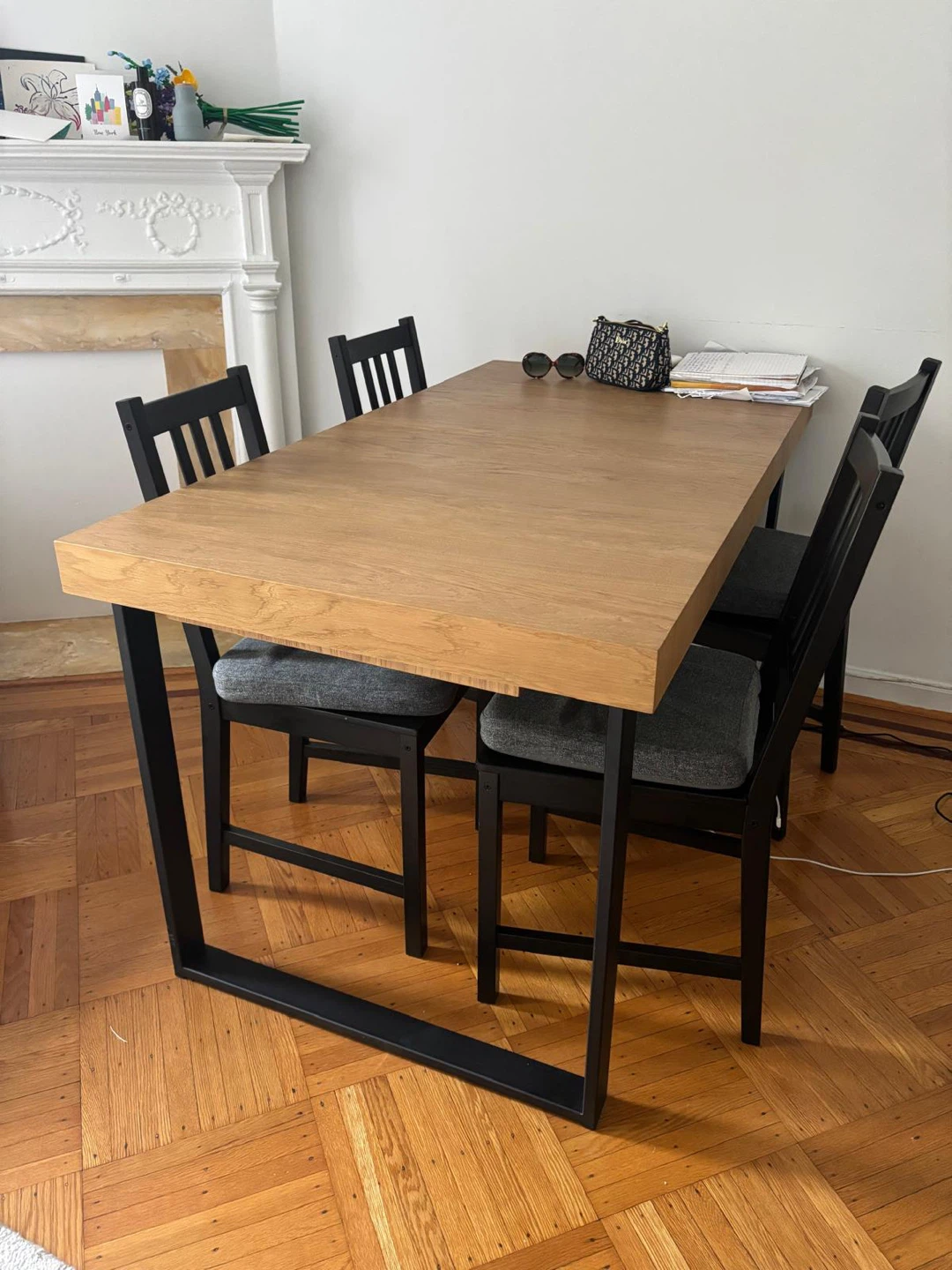 IKEA TARSELE table plus 6 STEFAN Chair Brown-Black