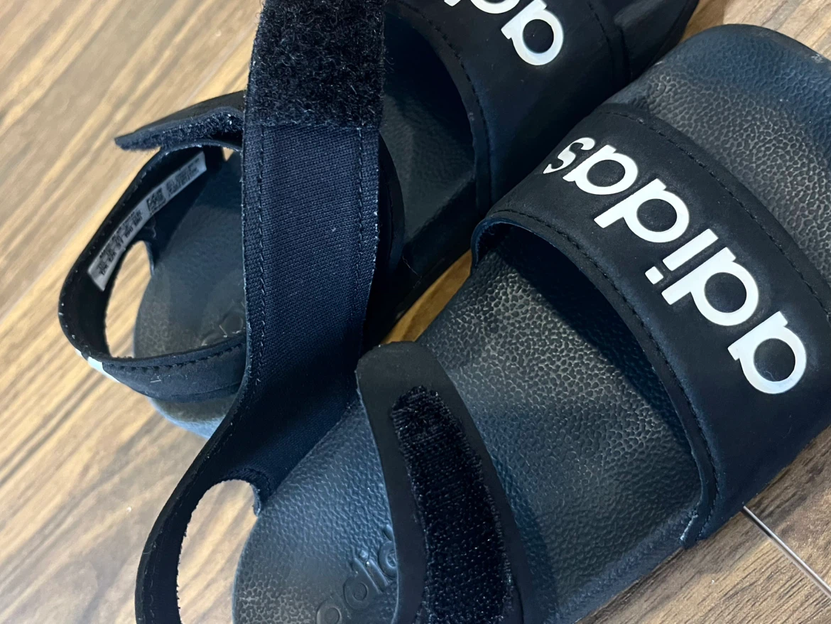 Adidas Black Sandals Size 12 - photo 3