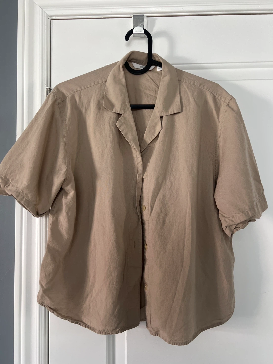 Uniqlo Linen Blend Button-Up Shirt