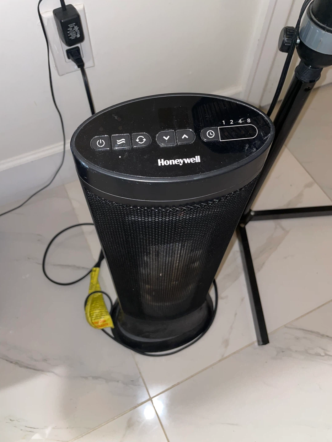Quick sale or OBO Honeywell Tower Heater 2 heater types
