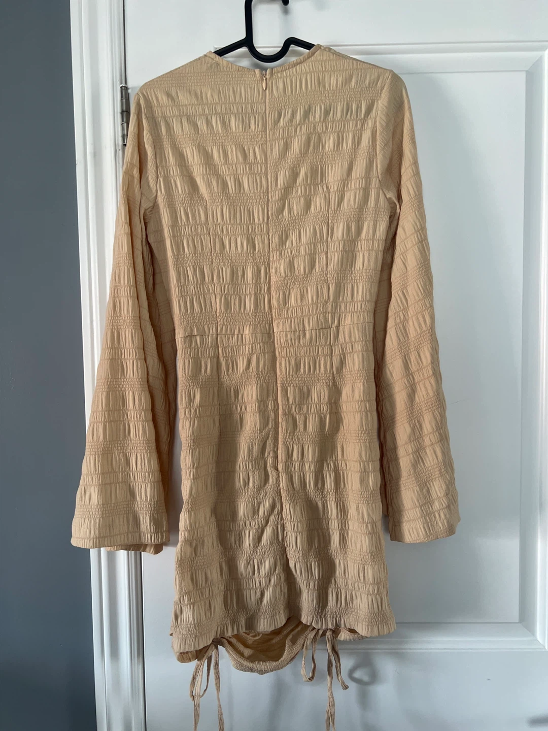 PrettyLittleThing Ruched Mini Dress - Beige - photo 3