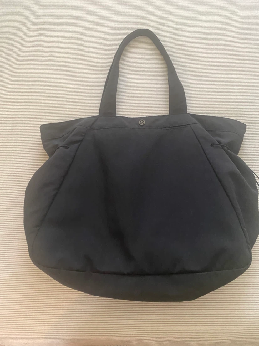 Lululemon Black Tote Bag - photo 2