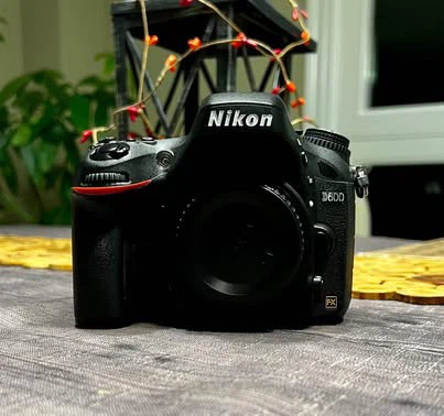 Nikon D600 DSLR Camera
