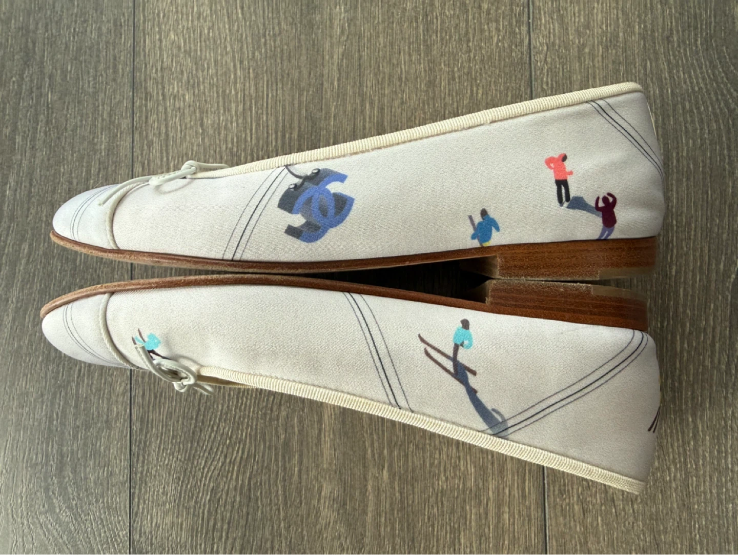 Authentic Chanel silk Ballet Flats - - photo 4