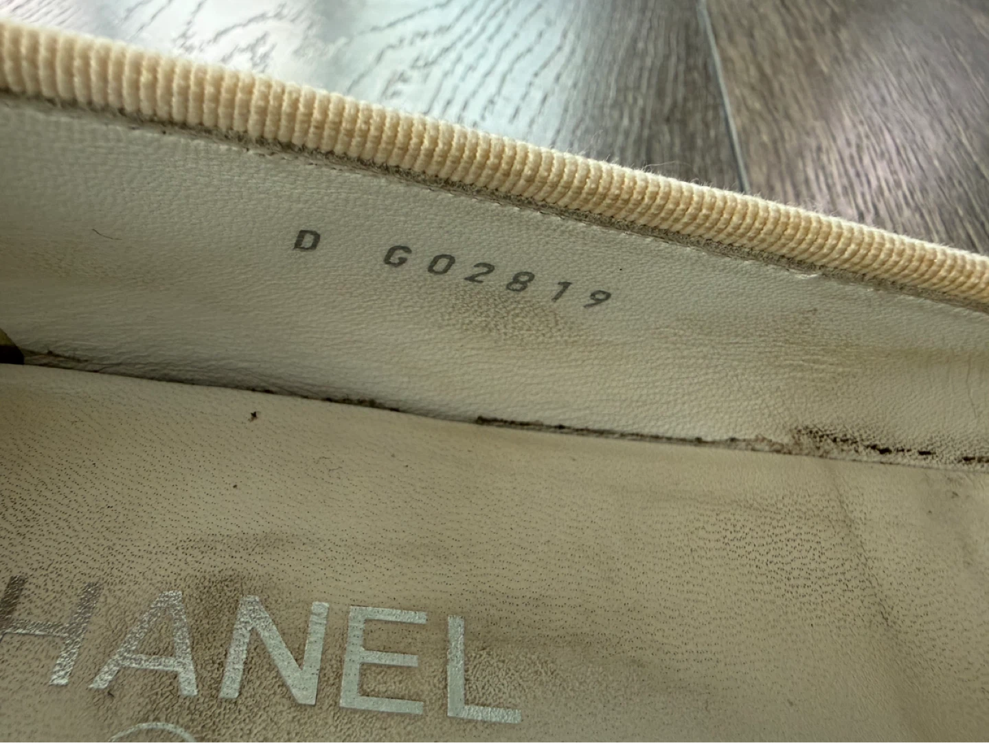 Authentic Chanel silk Ballet Flats - - photo 3