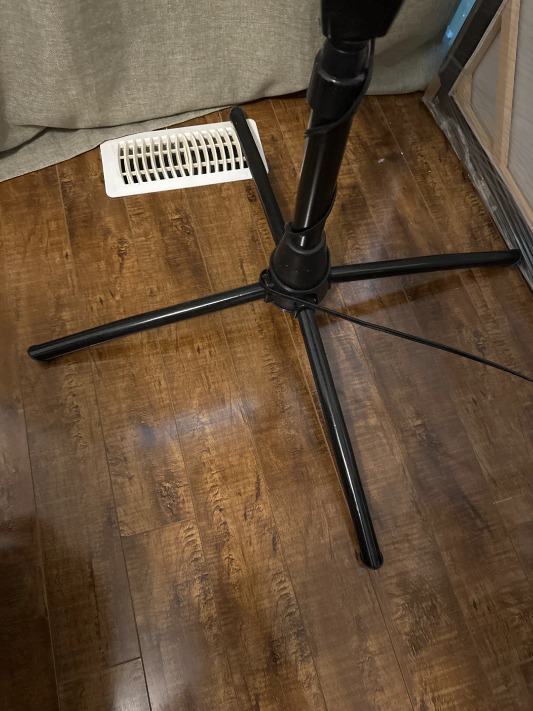 For Living Black Pedestal Fan - photo 3