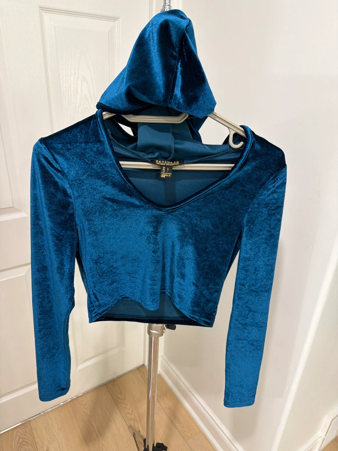 REVAMPED Velour Cropped Hoodie Size M/L