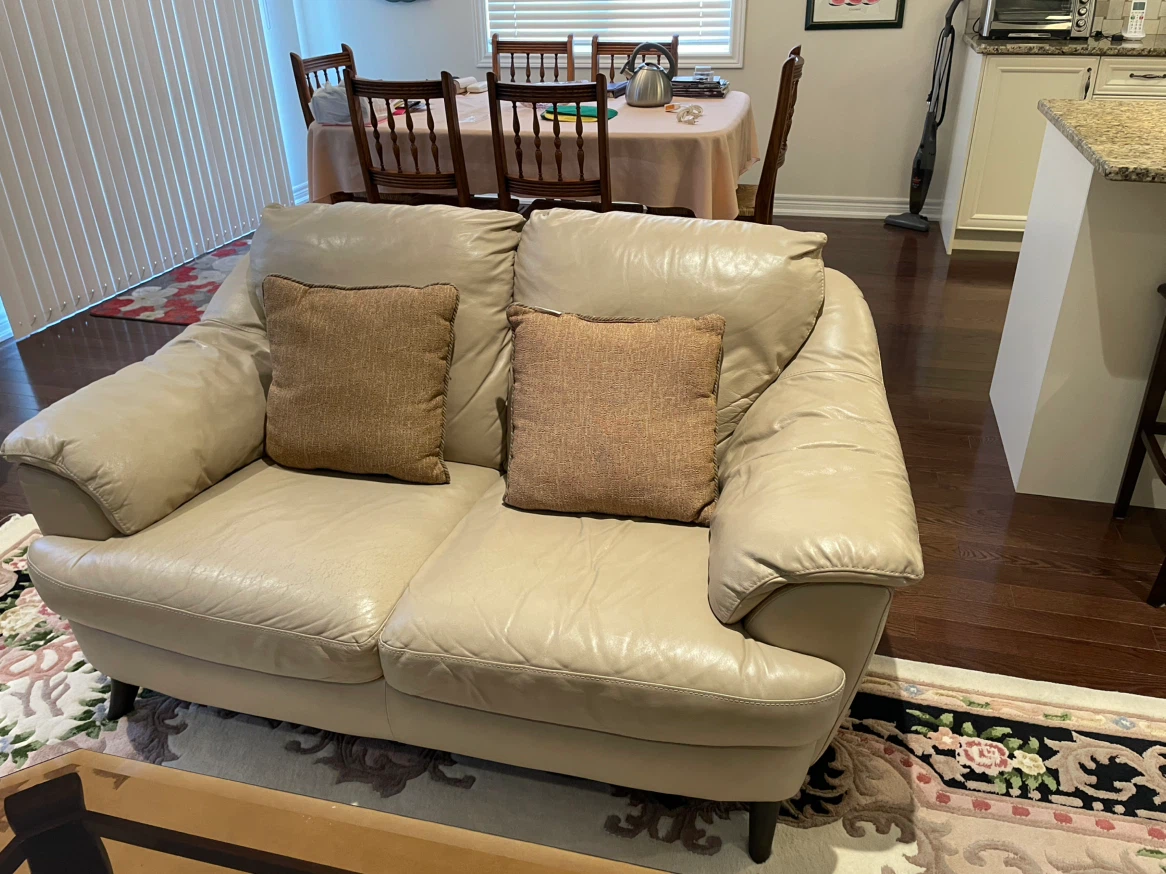 Leather sofa set plus Glass accent table with lower shelf