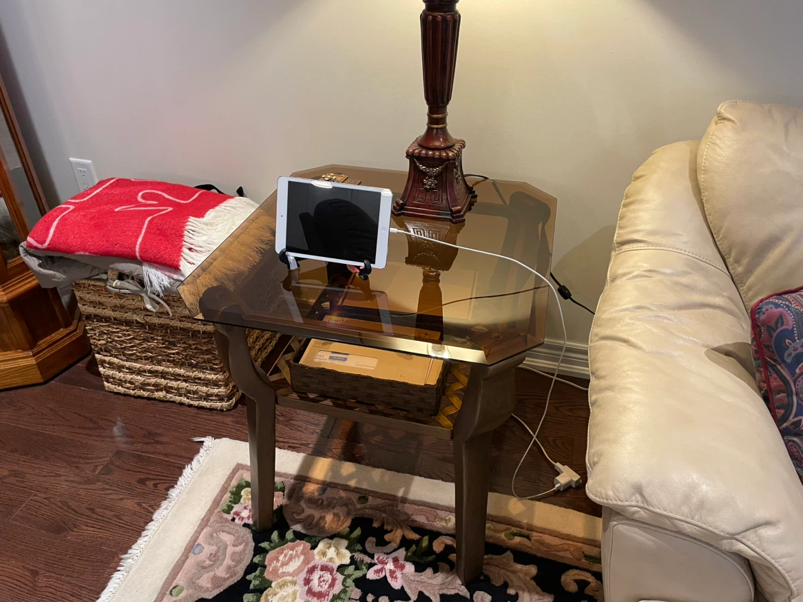 Leather sofa set plus Glass accent table with lower shelf - photo 5