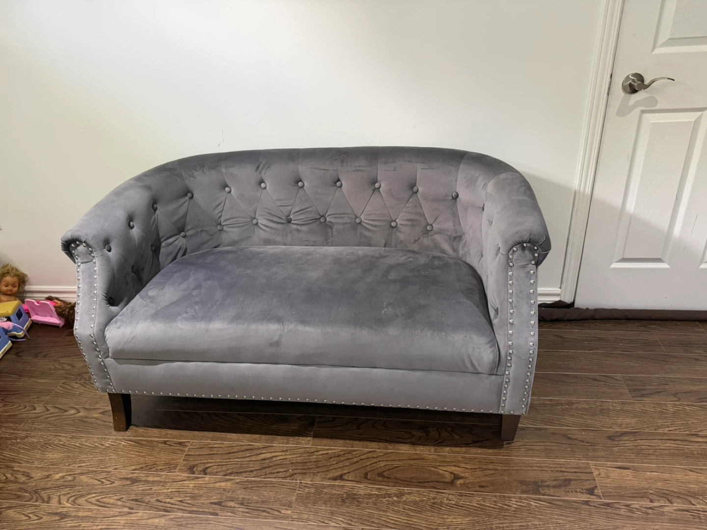 Grey Velvet Tufted Loveseat