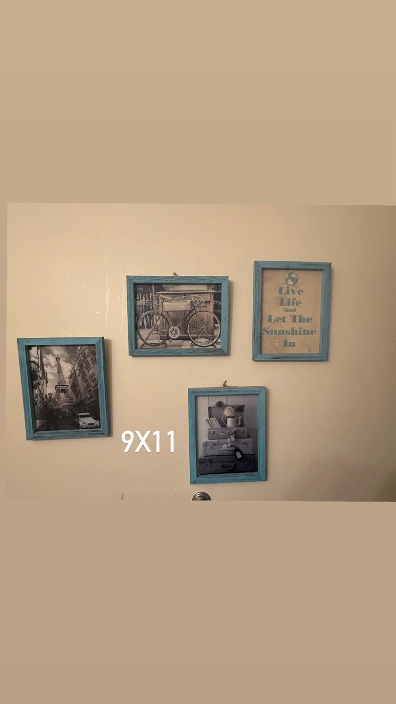 Assorted sizes of wall art - photo 3