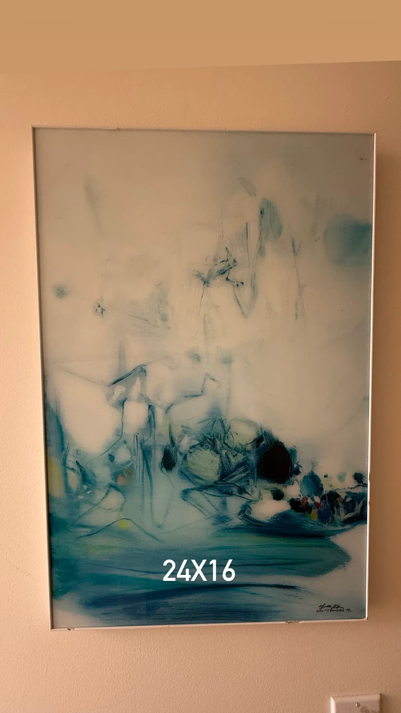 Assorted sizes of wall art - photo 5