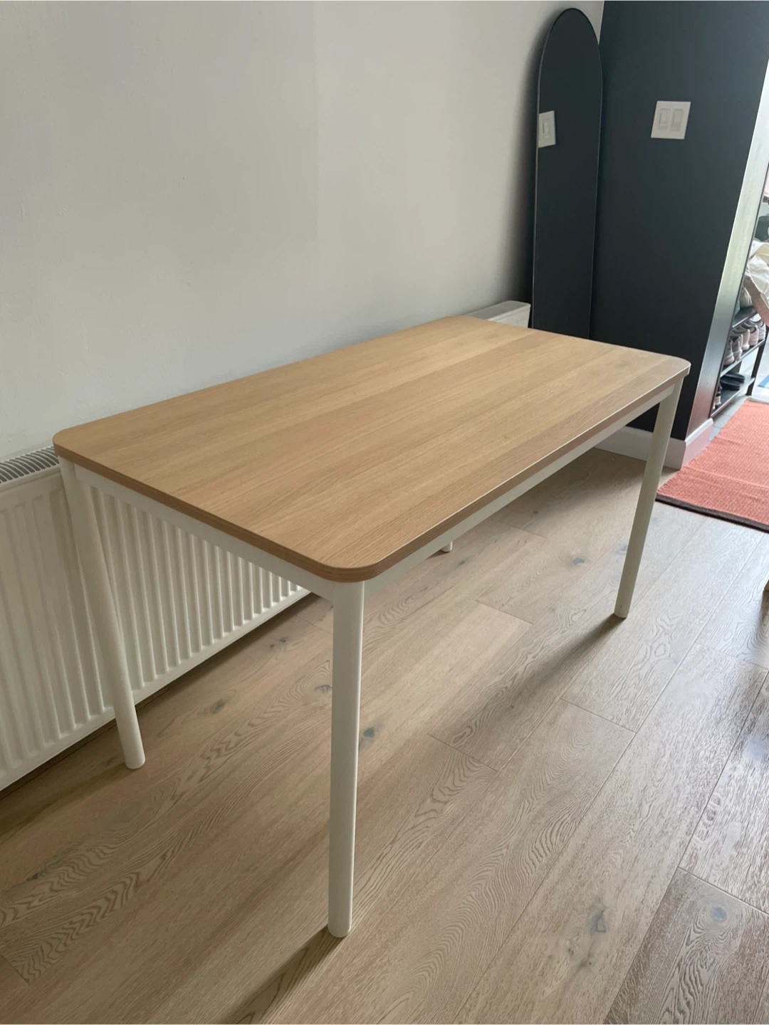 Dining Table – Sturdy, Minimal, Easy Pickup (Disassembled)