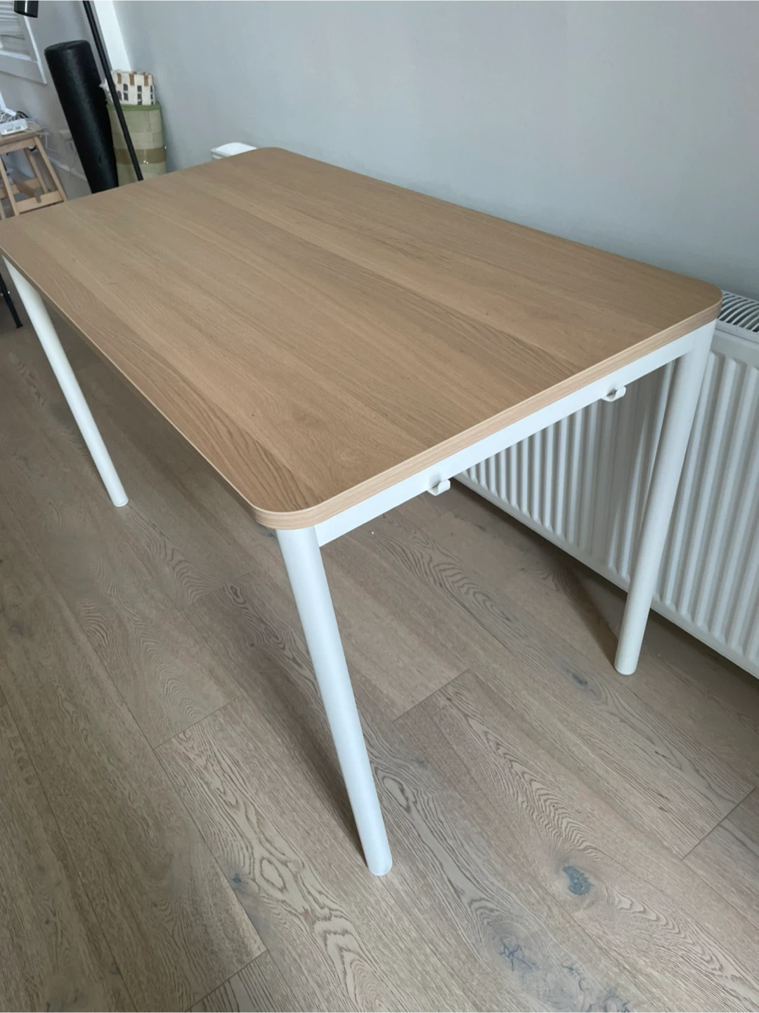 Dining Table – Sturdy, Minimal, Easy Pickup (Disassembled) - photo 3