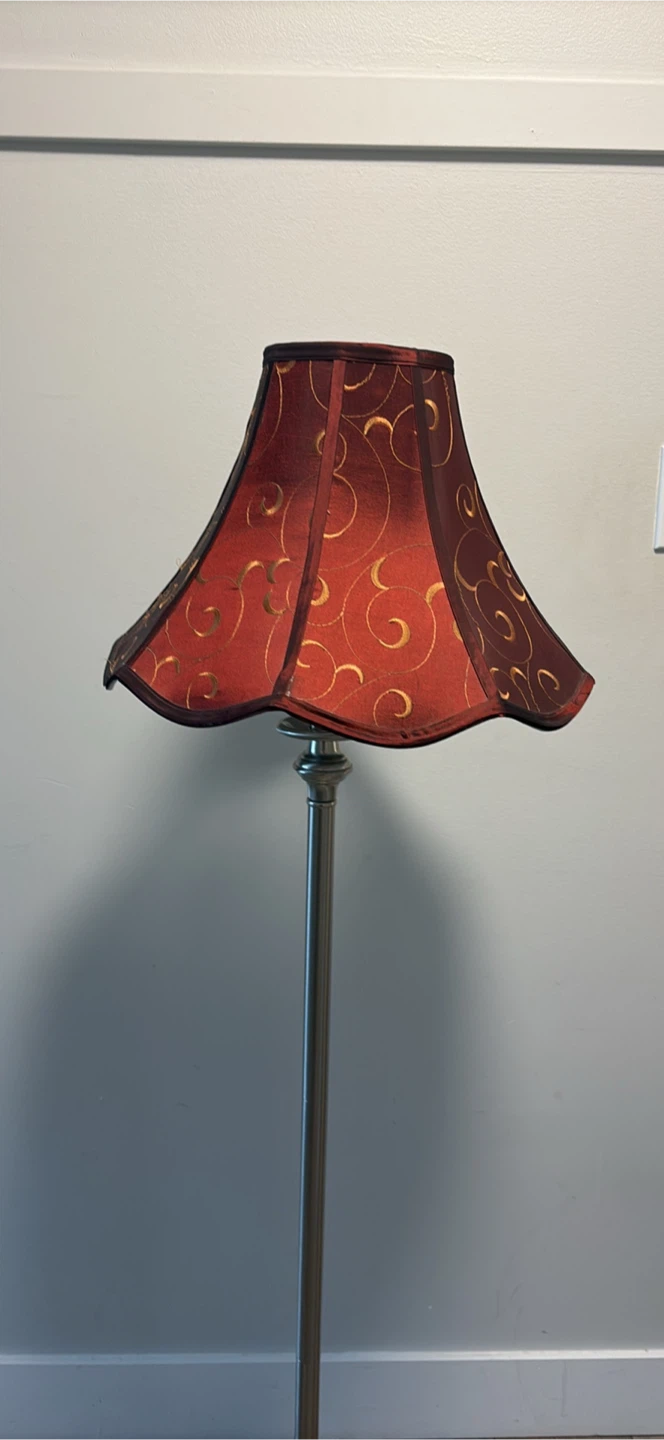 Red patterned lampshade floor lamp - photo 3