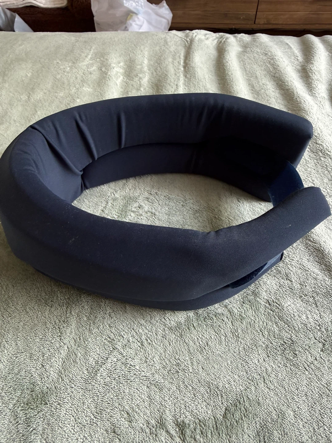 Dark Blue Neck Support Pillow - photo 2