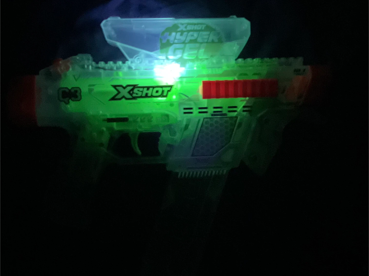 X-Shot Glow In The Dark Hyper Gel Blaster! - photo 4