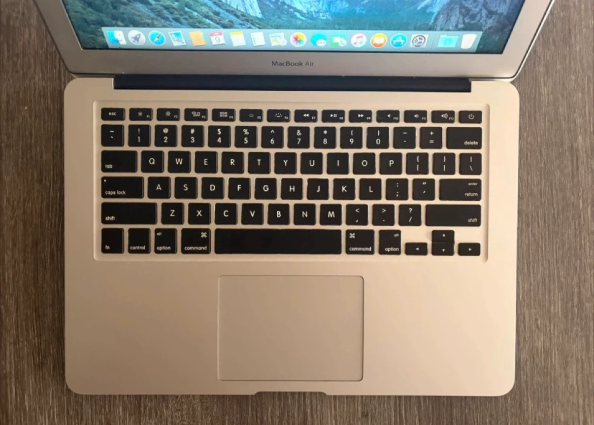 MacBook Air (13-inch, Late 2010) Perfect condition - photo 2