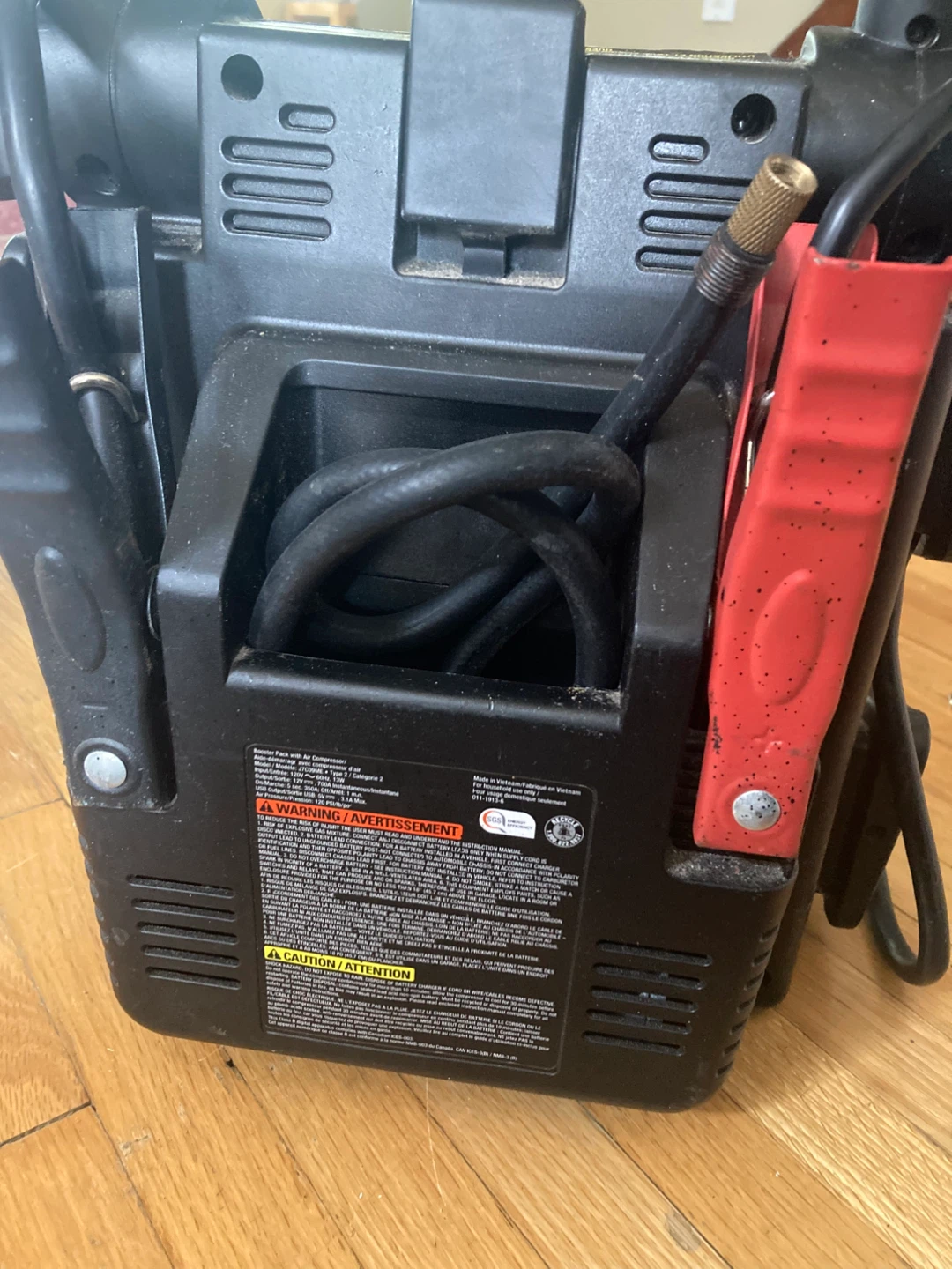Motomaster Eliminator Booster Pack ( not working) - photo 3