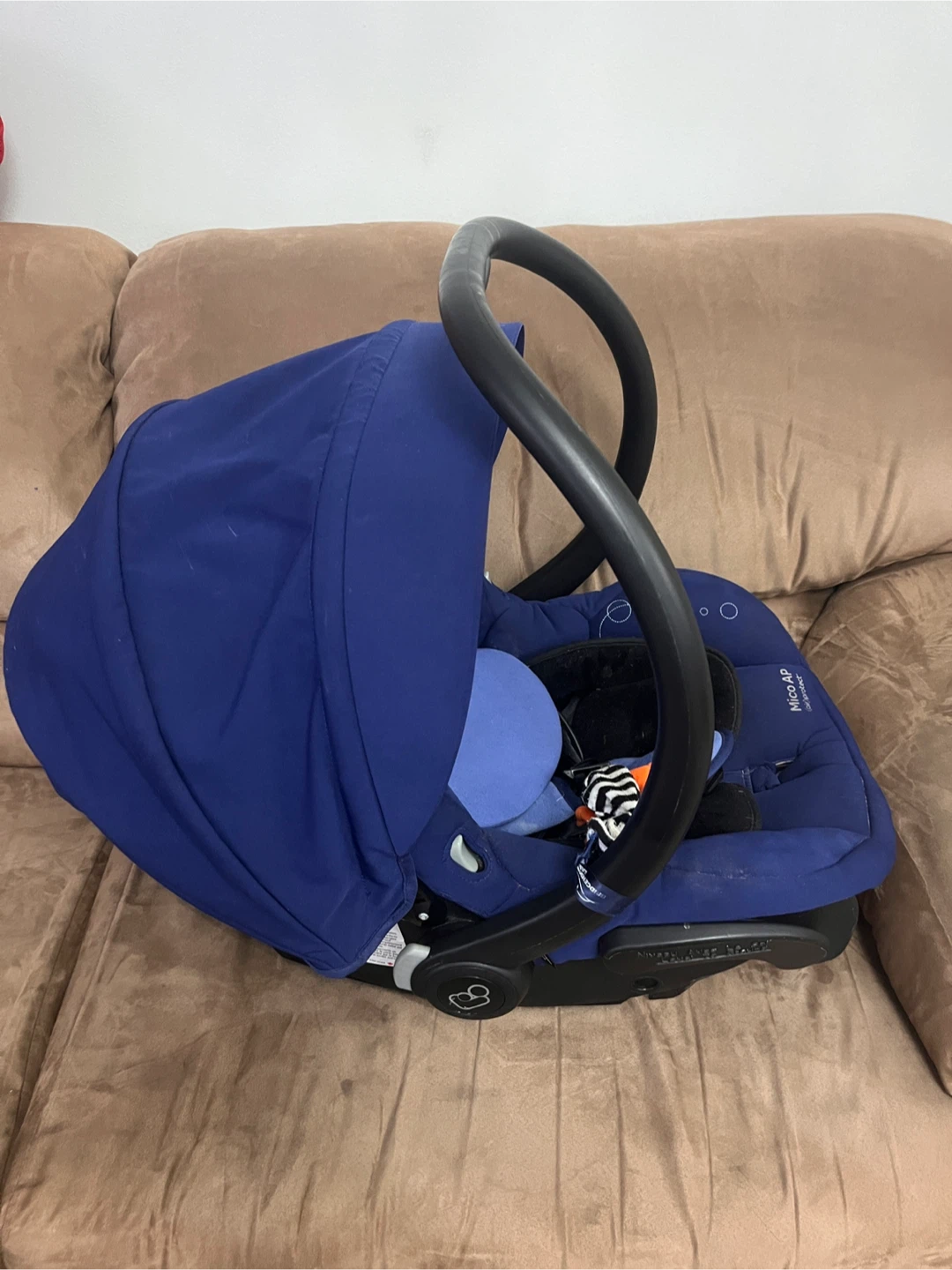 Maxi-Cosi Mico AP Infant Car Seat and Base - photo 2