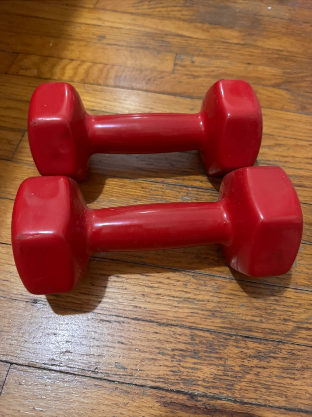 Pair of red 8lb dumbbells - photo 3