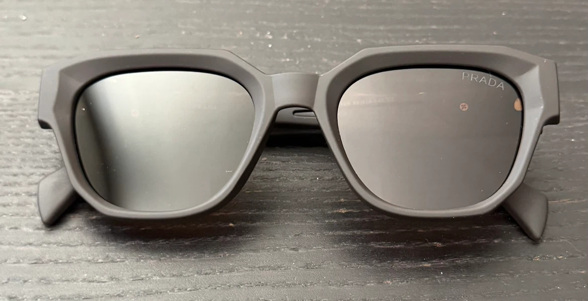 Prada Sunglasses - photo 2