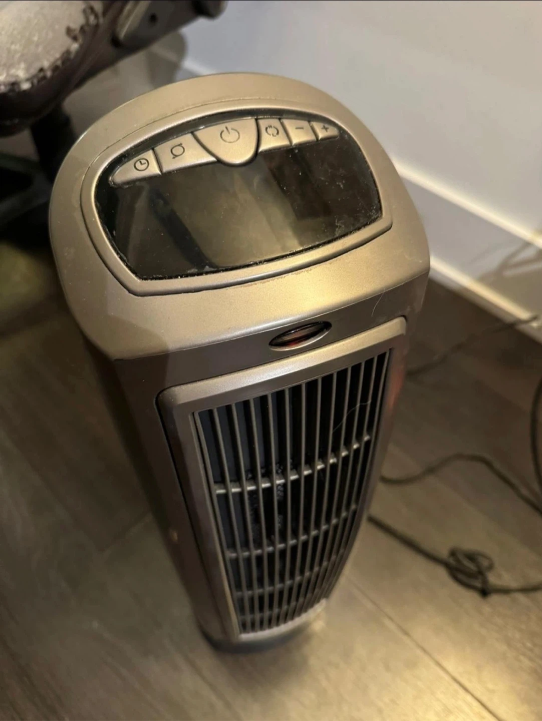 Lasko Oscillating Ceramic Heater - photo 2