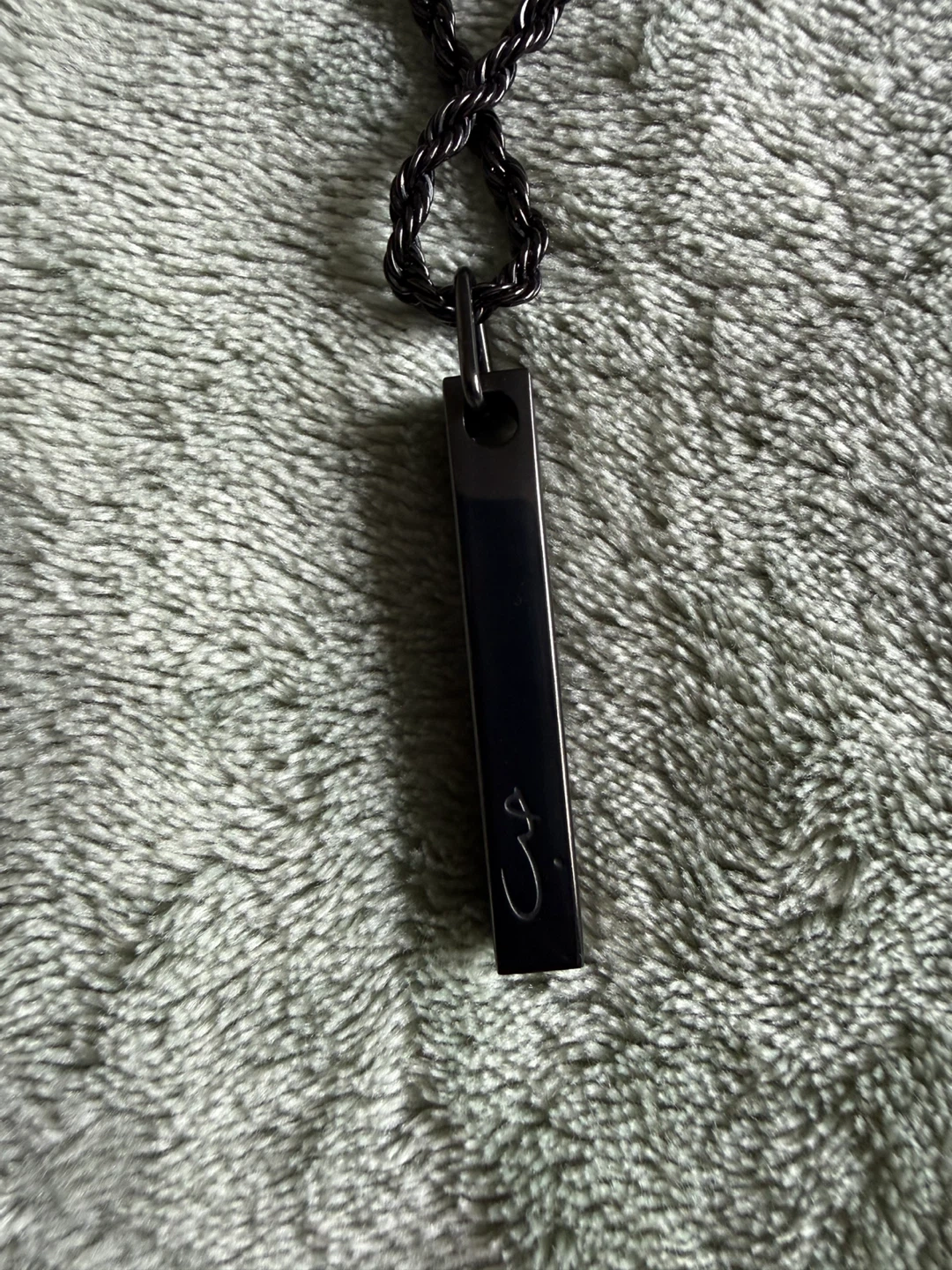 Black Bar Pendant Necklace - photo 4