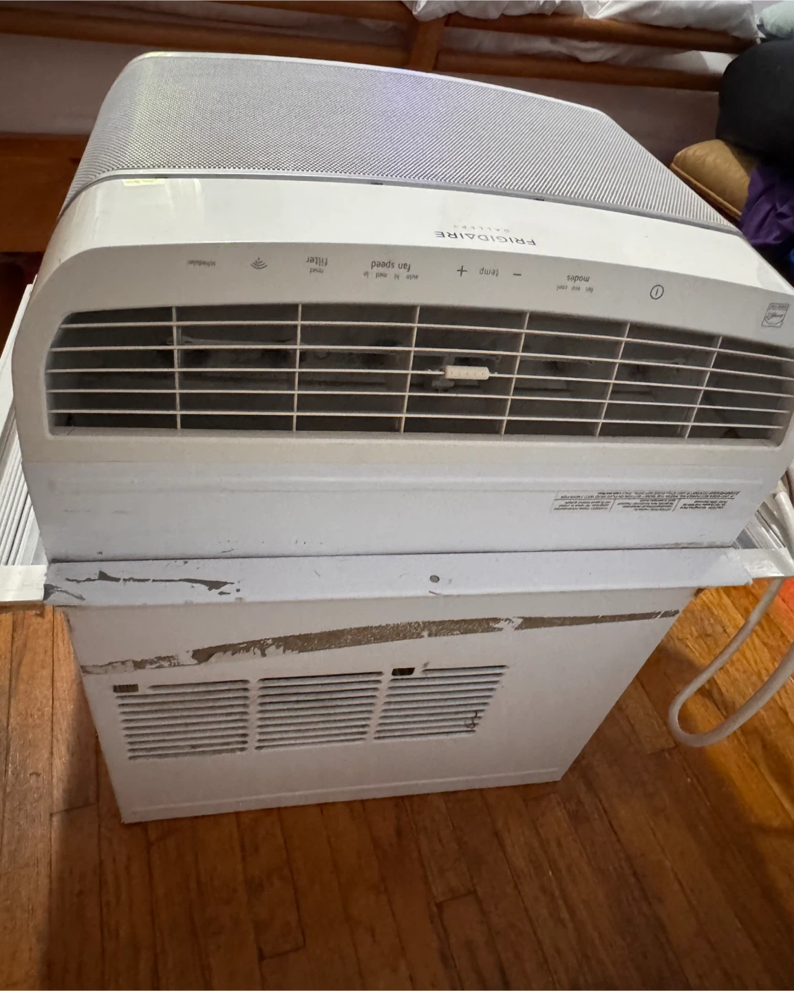 Frigidaire Gallery Window Air Conditioner 12000 BTU - photo 4