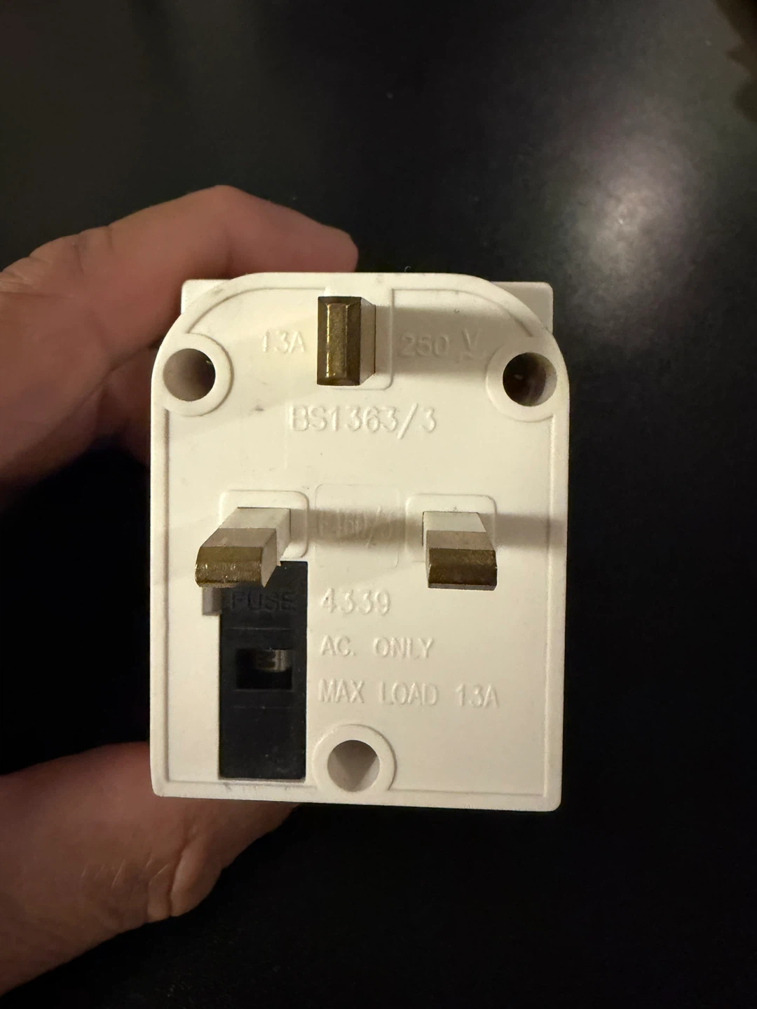 Schneider Electric Fused Plug Adapter
