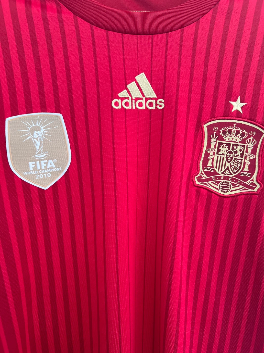 Adidas Spain 2010 World Cup Home Jersey - photo 2