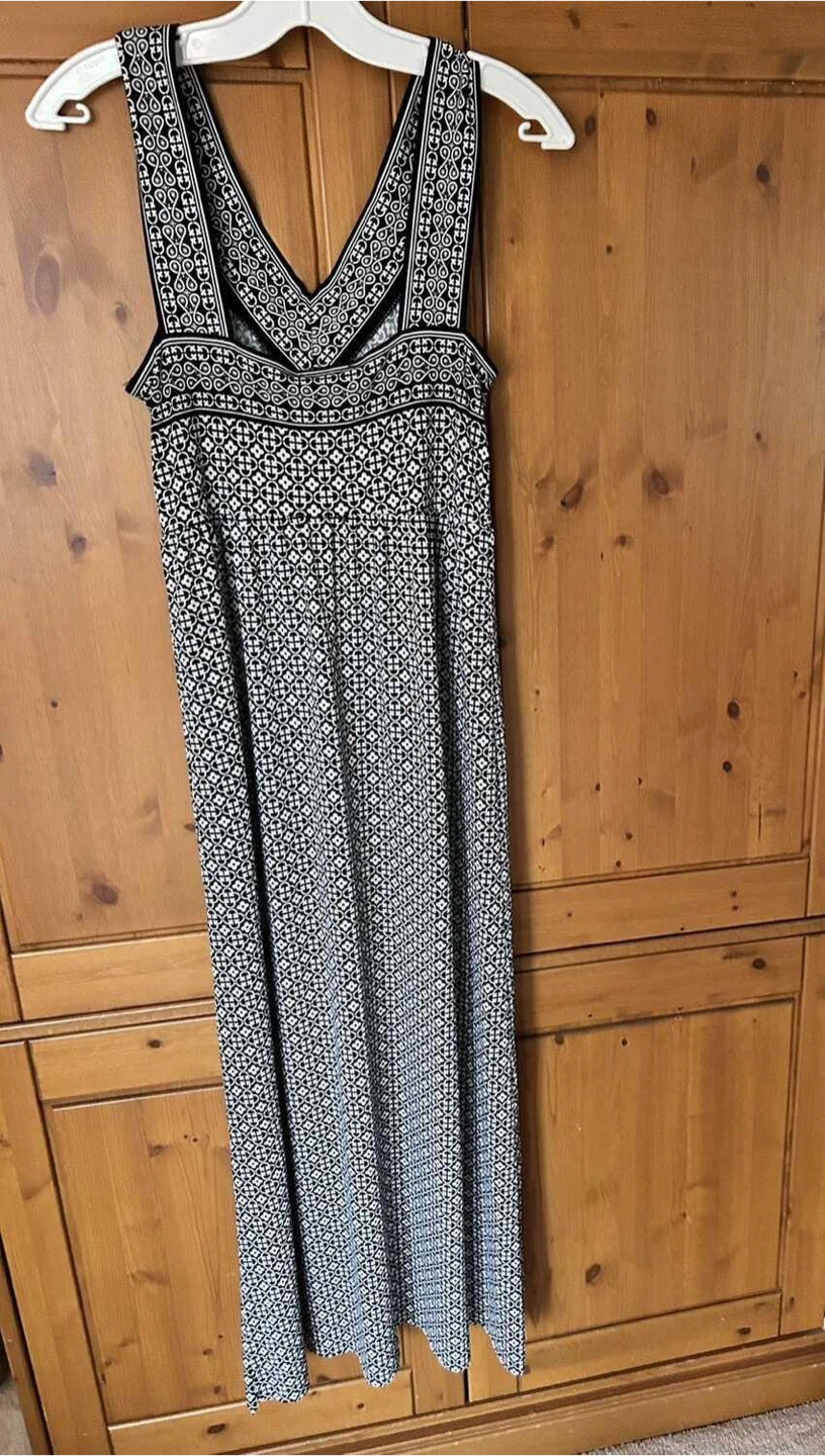 NEW Maxi Dress Black & White Geometric Print - photo 4