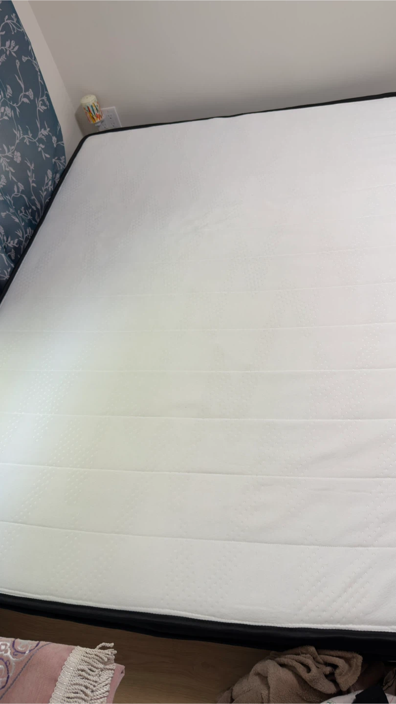 Mattress with Black Trim - photo 2