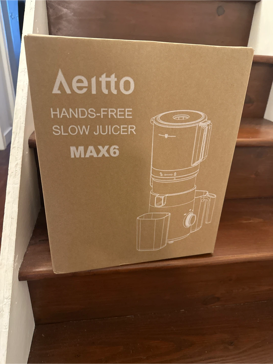 Brand new Aeitto slow juicer blender for smoothies in sealed box
