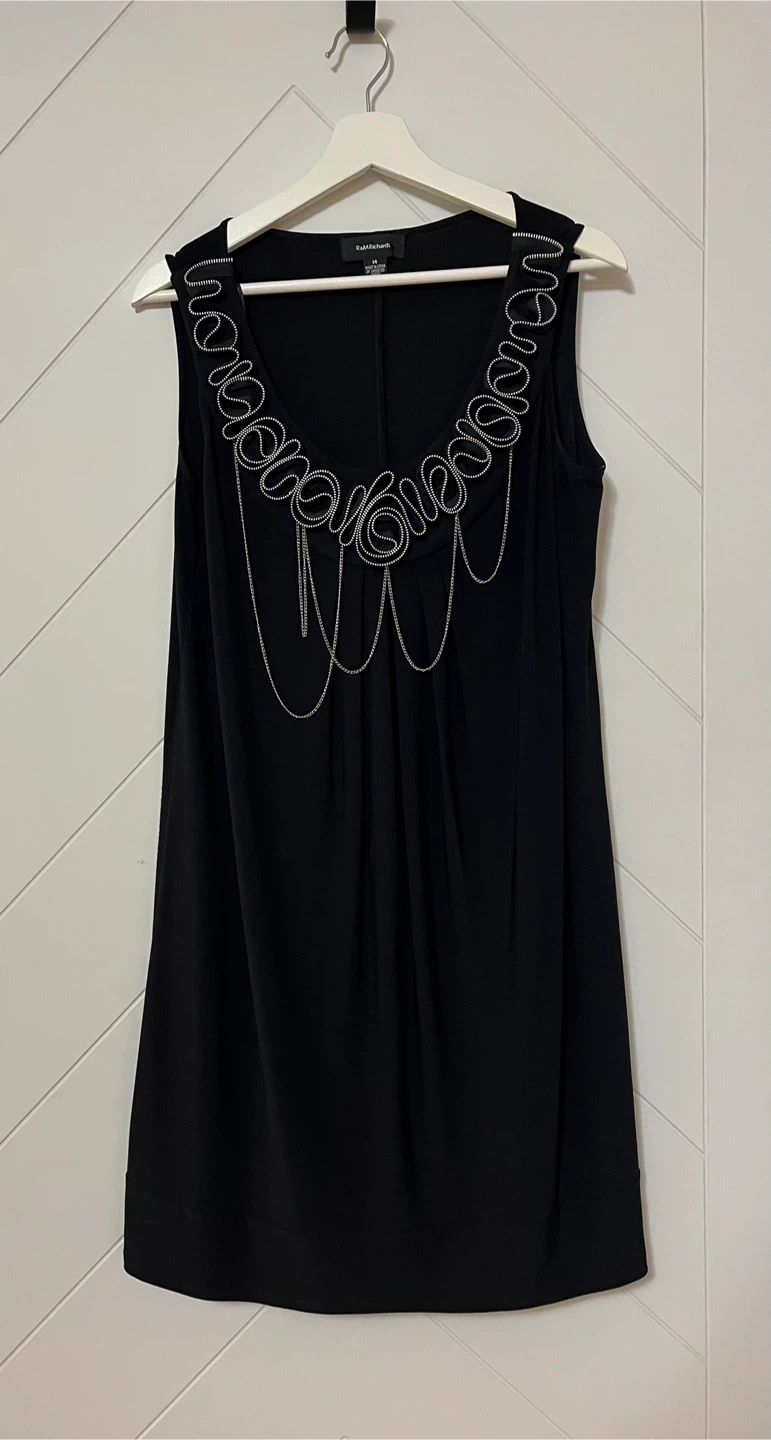 R&M Richards Black Dress with Zipper and Chain Detail Size 14