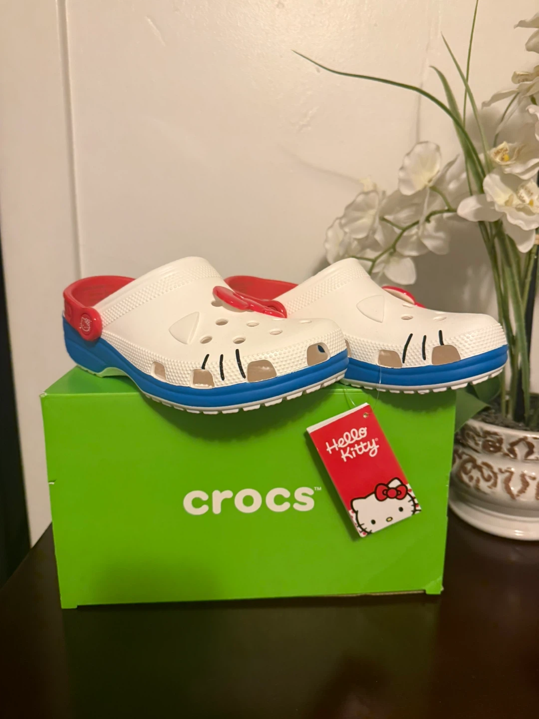 Hello Kitty crocs - photo 2